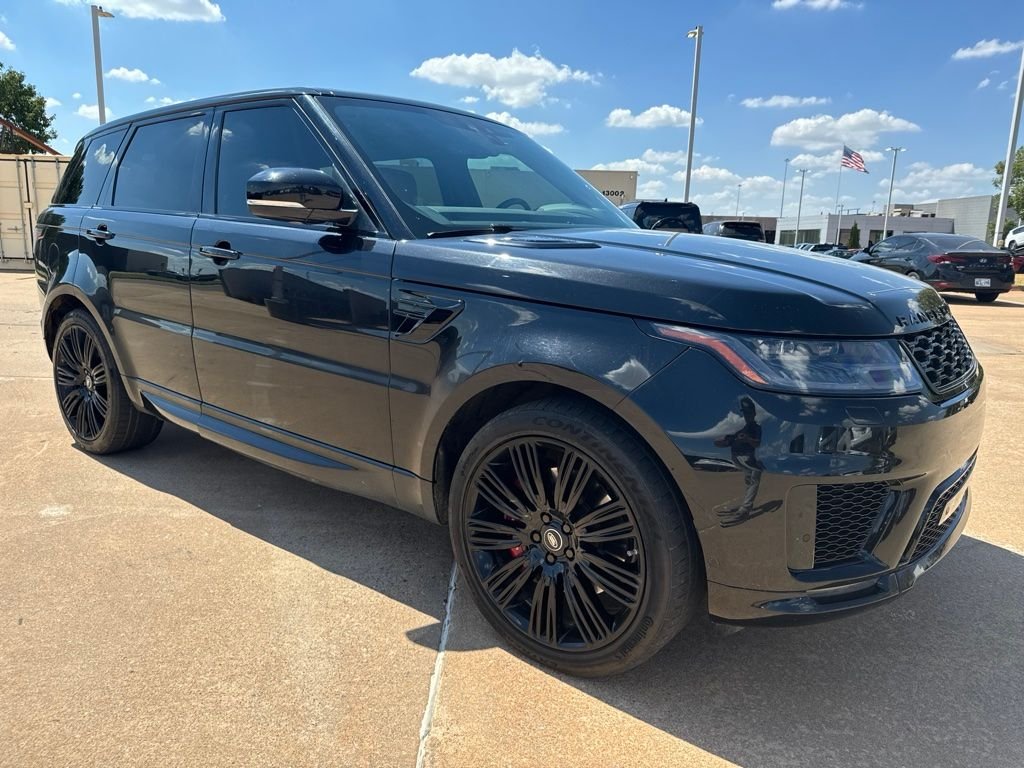 Used 2020 Black Land Rover HSE Dynamic image 2