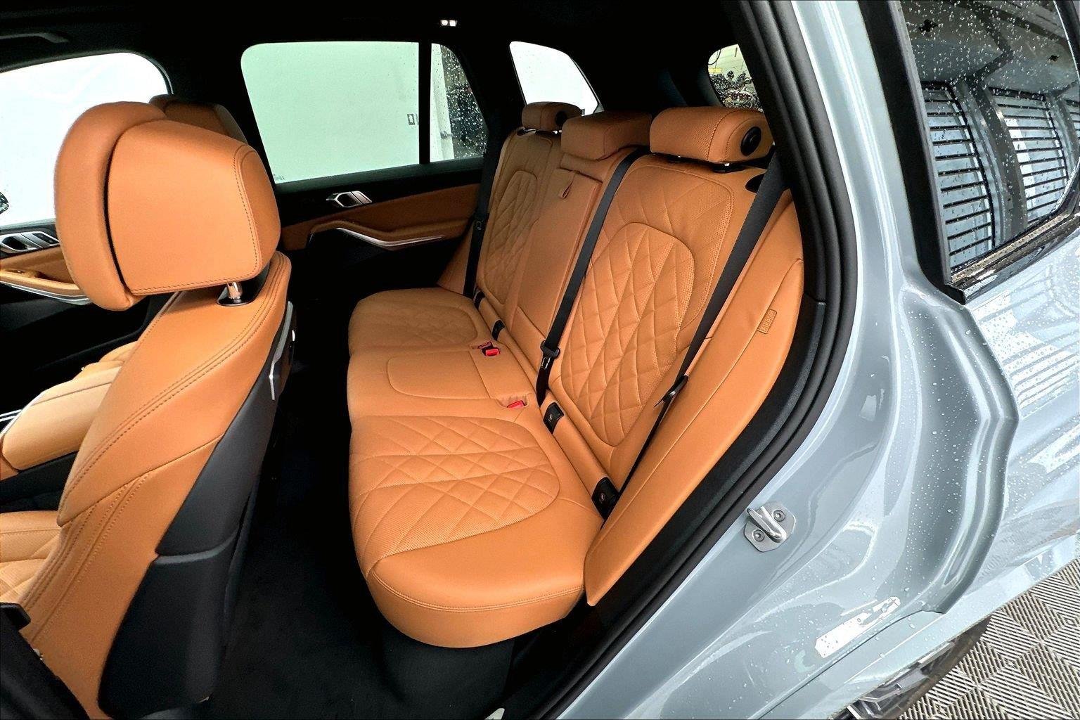 New 2026 Brooklyn Grey Metallic BMW xDrive40i image 29
