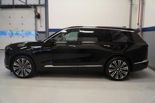 Used 2026 Cadillac VISTIQ Premium Luxury with VIN 1GYC3MML2TZ707661 for sale in White Plains, NY