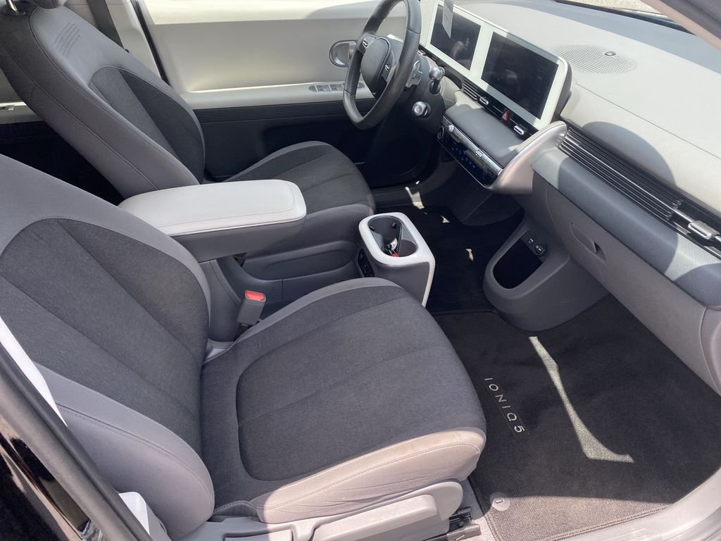 Certified Used 2024 Abyss Black Hyundai SEL image 34