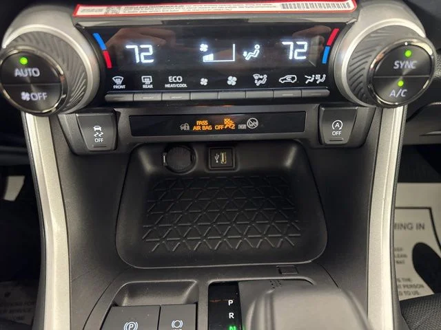 Used 2025 Ice Toyota XLE image 16