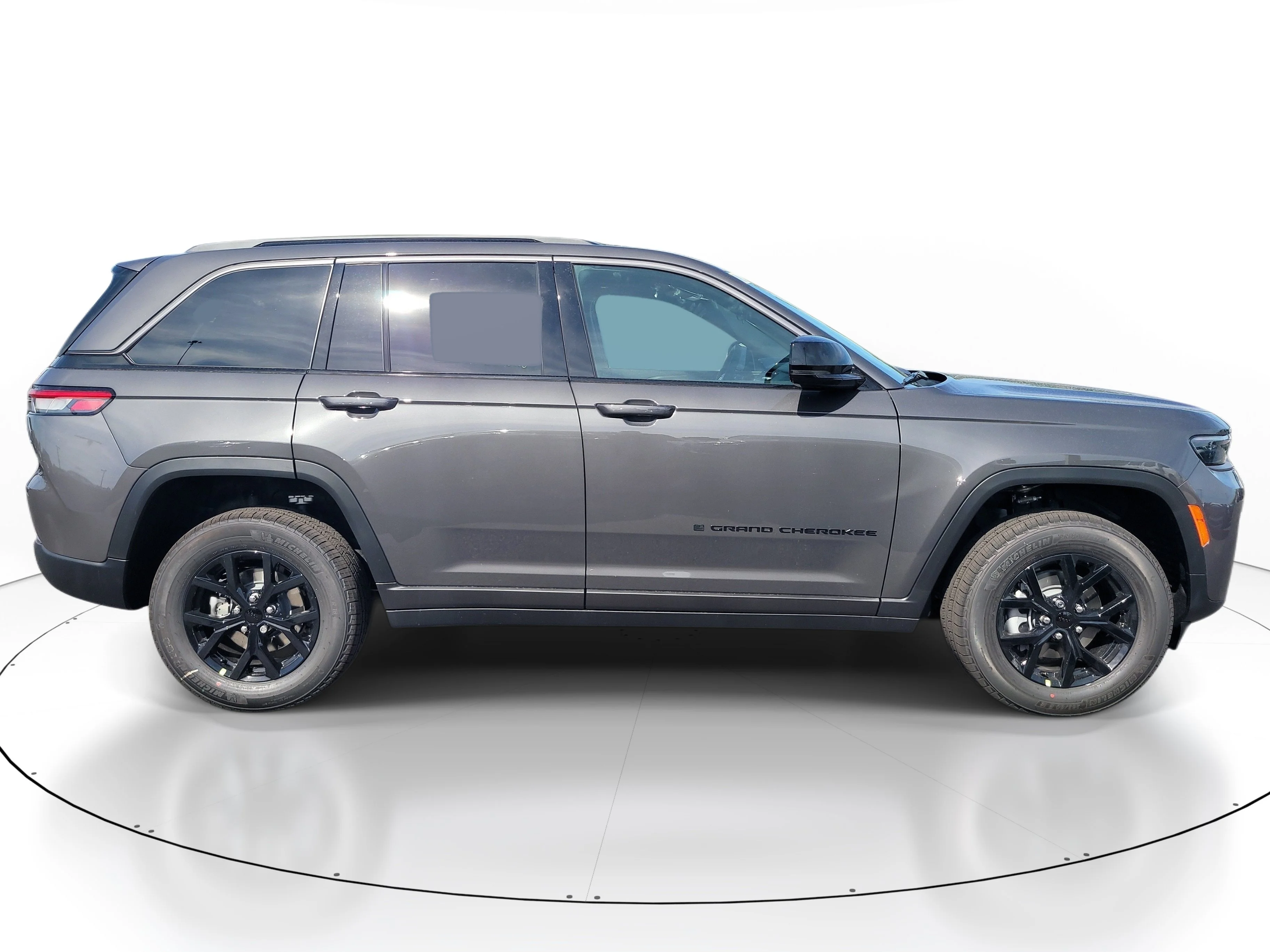 New 2026 Baltic Gray Metallic Clearcoat Jeep Laredo Altitude image 5