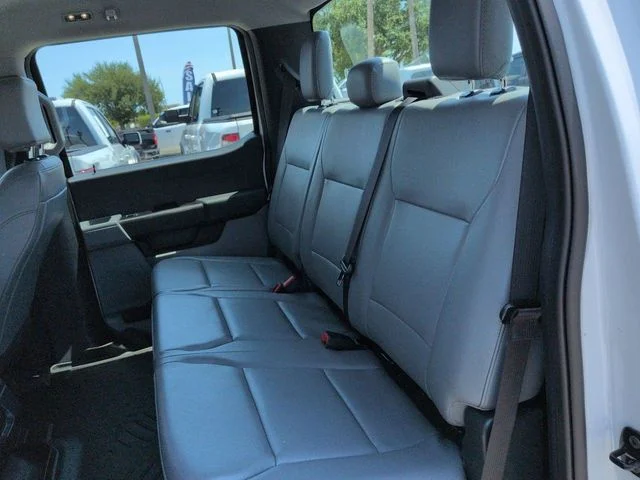 Used 2025 Super Black Ford XL image 14