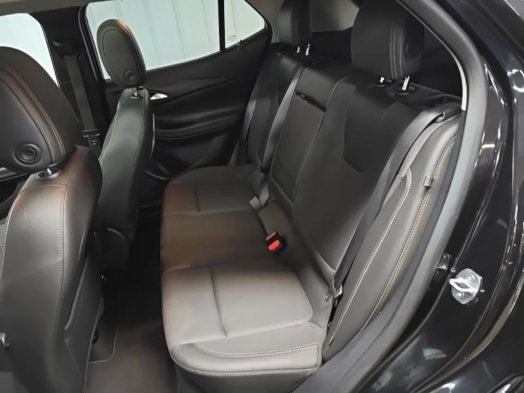 Used 2023 Black Buick Select image 32