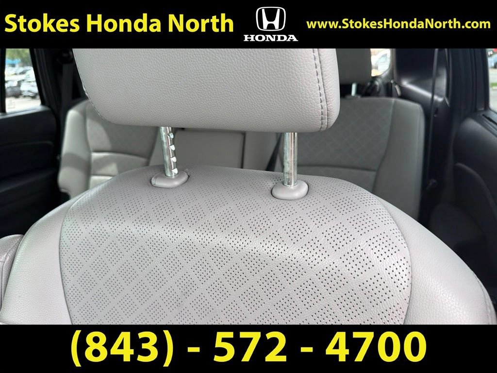 Used 2021  Honda EX-L image 5