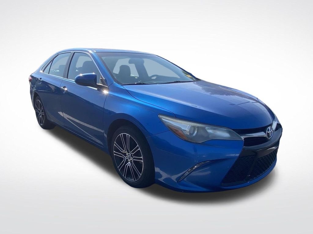 Used 2016 Blue Toyota SE image 1