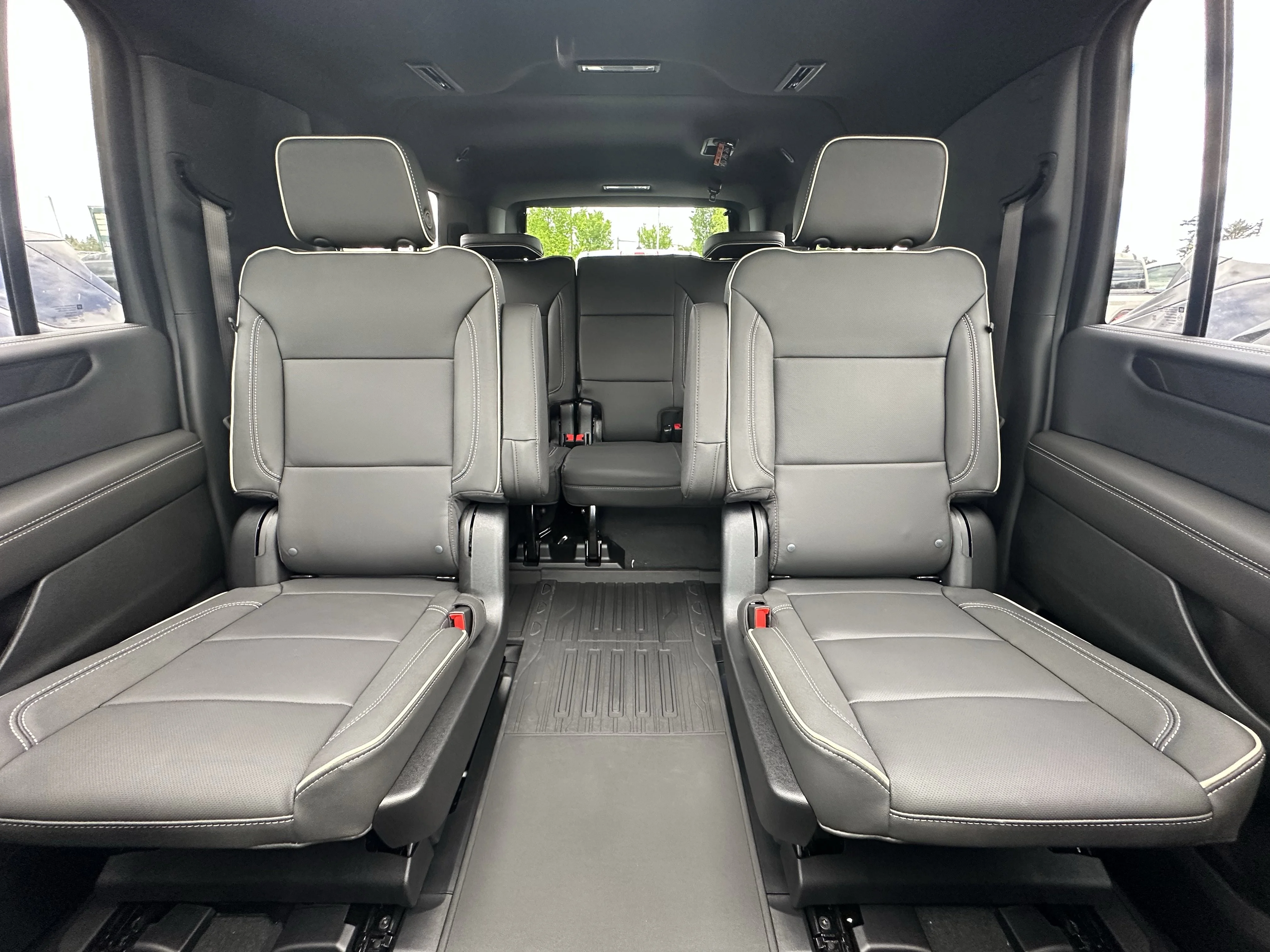 New 2026 Summit White GMC Elevation image 24