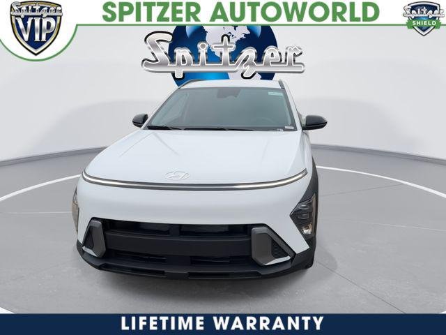 New 2026 White Hyundai SEL Sport AWD image 3