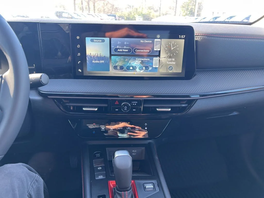 New 2025 Canyon Bronze Metallic Nissan SR image 11