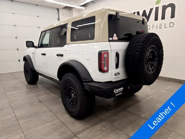 New 2026 Oxford White Ford Badlands® image 3