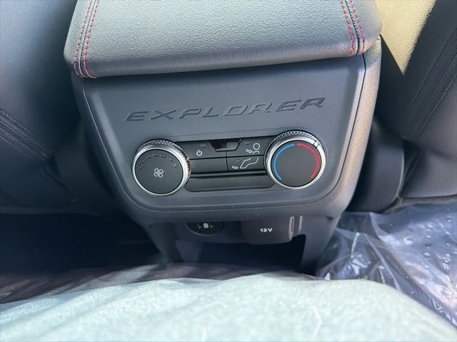 New 2026 Carbonized Gray Metallic Ford ST-Line image 26
