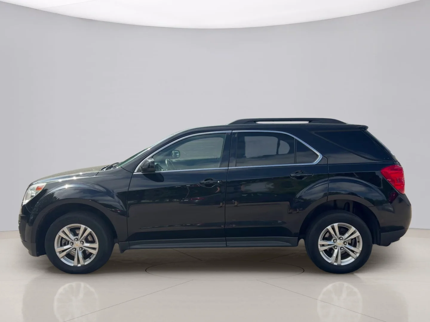 Used 2015 Black Chevrolet 1LT AWD image 2