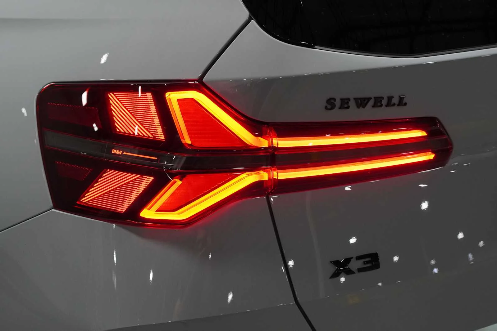 New 2026 Brooklyn Grey Metallic BMW M50 xDrive image 8