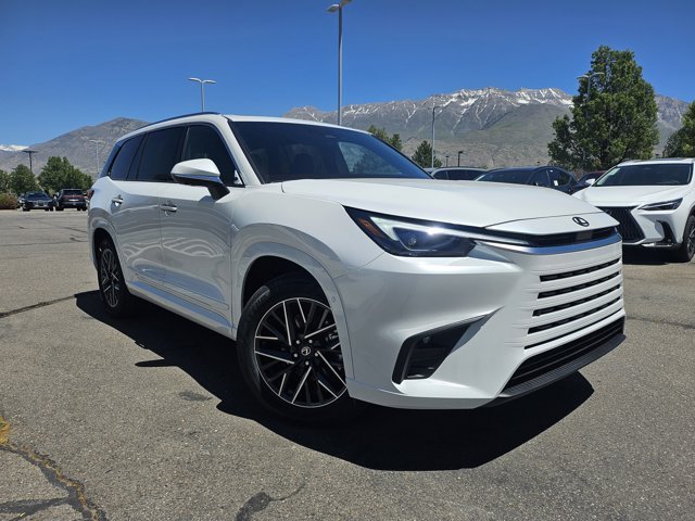 New 2026 Wind Chill Pearl Lexus PREMIUM AWD image 10