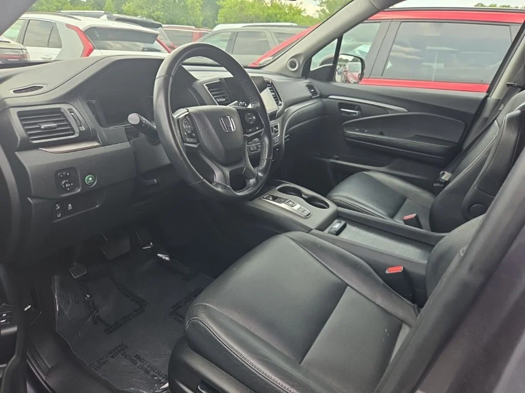 Used 2022 Gray Honda EX-L image 3