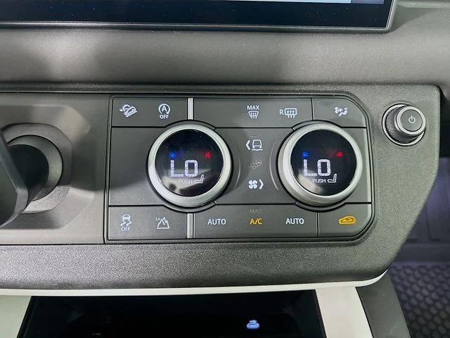 New 2025 Black Land Rover S image 17