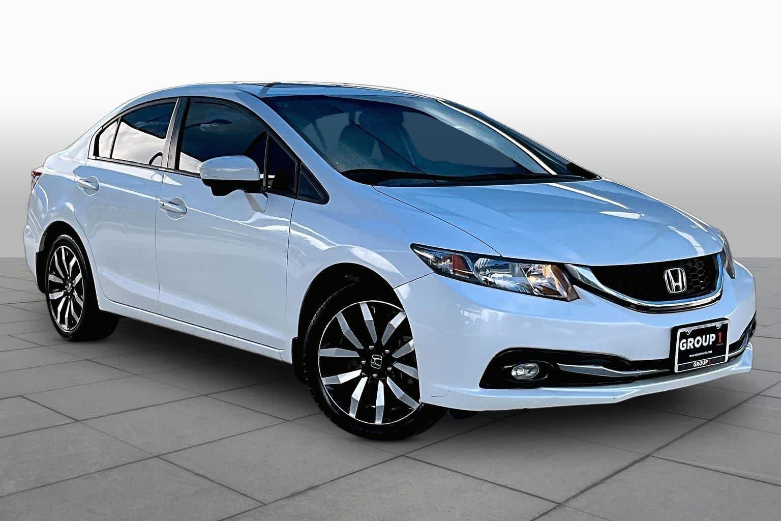 Used 2015 White Orchid Pearl Honda EX-L image 3