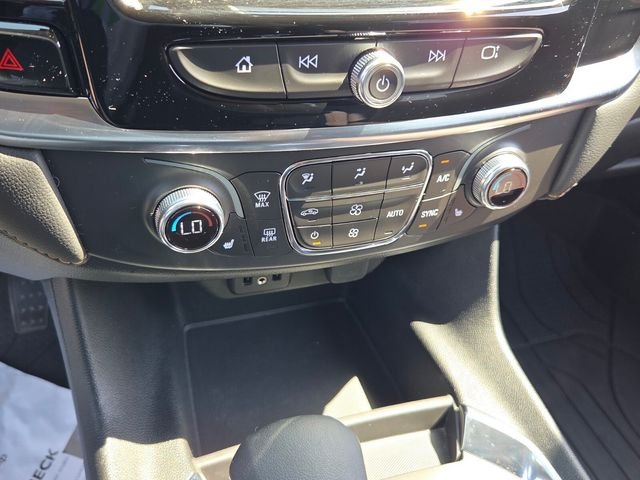 Used 2021 Silver Chevrolet LT image 20