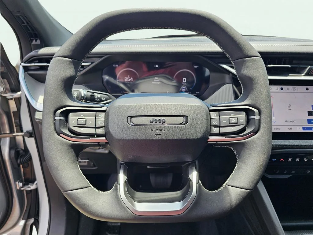 2026 Jeep Cherokee Laredo - Photo 20
