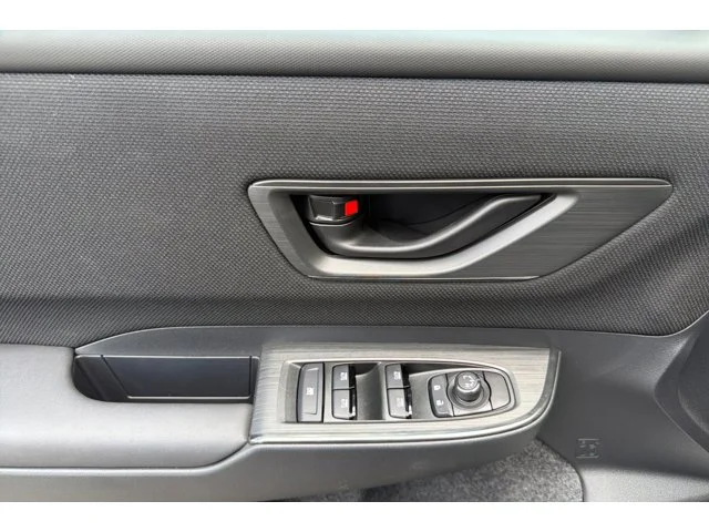 New 2026 CRYSTAL WHITE PEARL Subaru Premium image 38