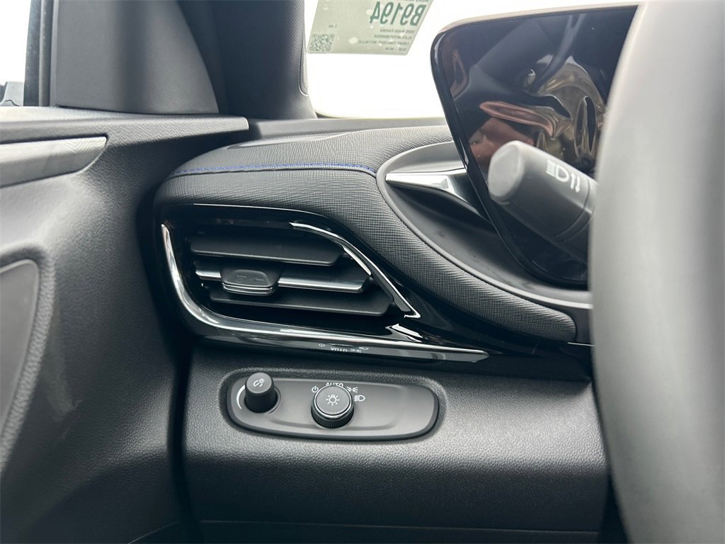 2026 BUICK ENVISTA - Image 17