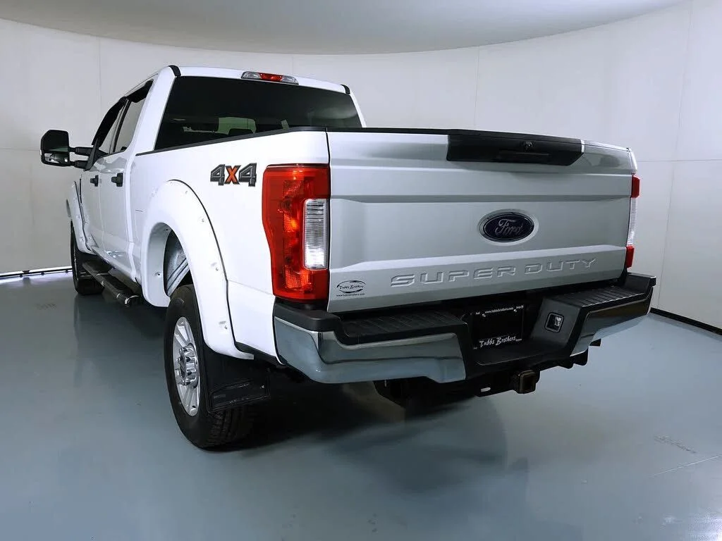 Used 2019 White Ford XLT image 5