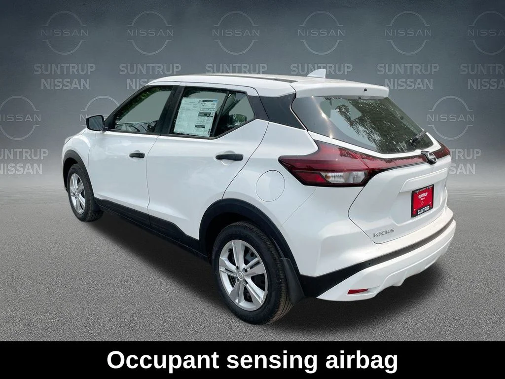 2025 Nissan KICKS PLAY Base - Photo 14