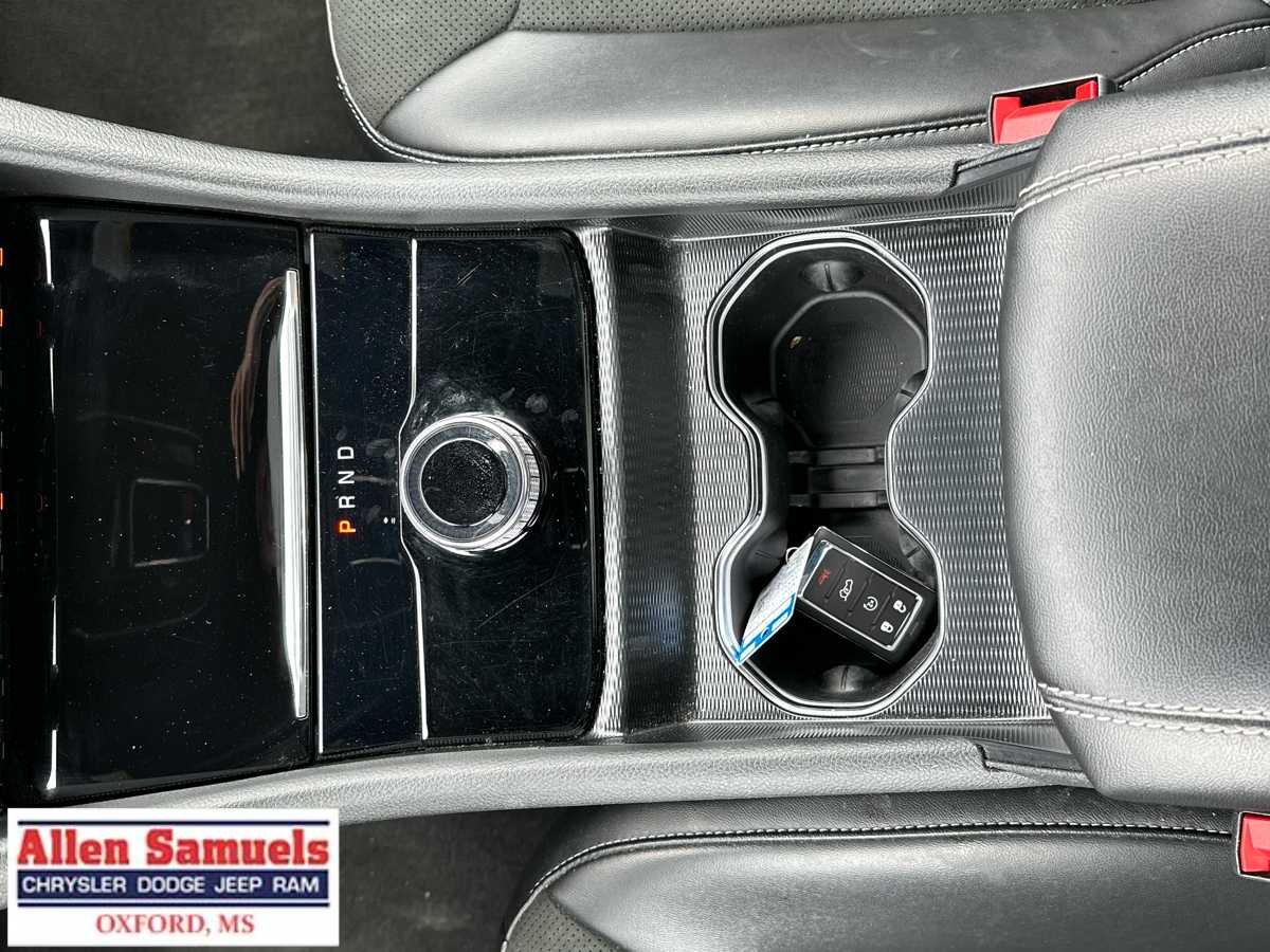 Certified Used 2025 Bright White Clearcoat Jeep Altitude image 28