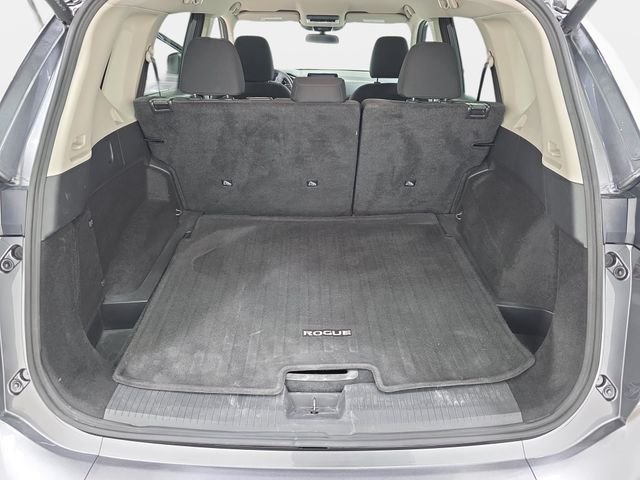 Used 2025 Gray Nissan SV image 34