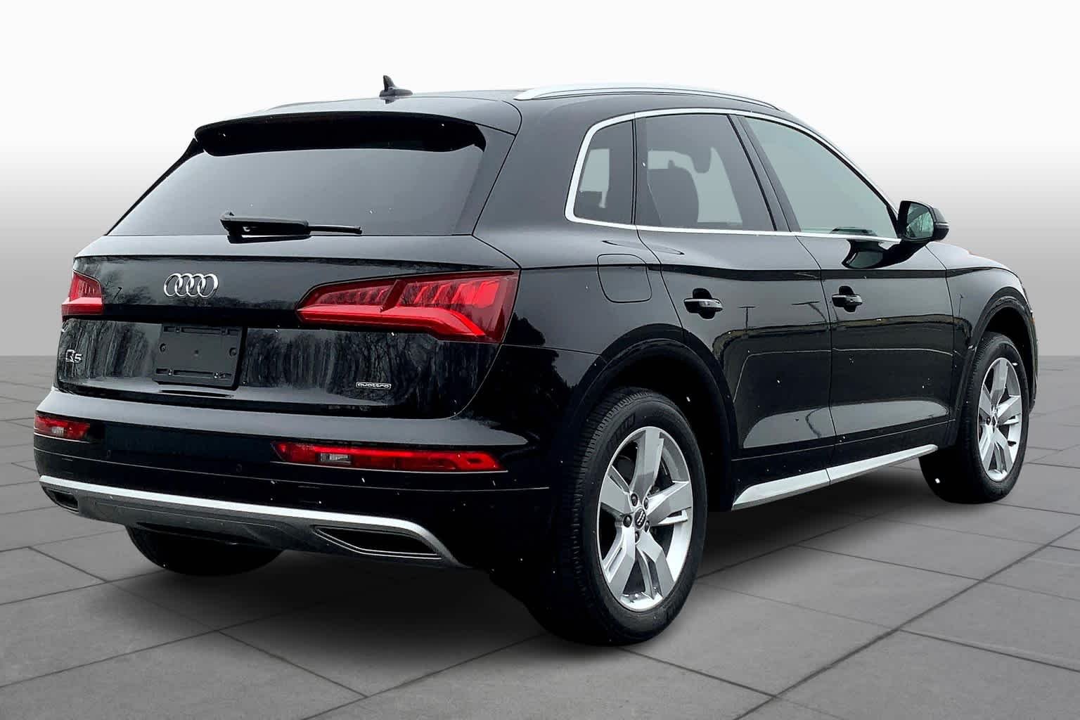 Used 2019 Mythos Black Metallic Audi Premium Plus image 13