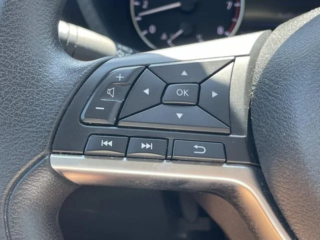 Used 2024 Gray Nissan SV image 14