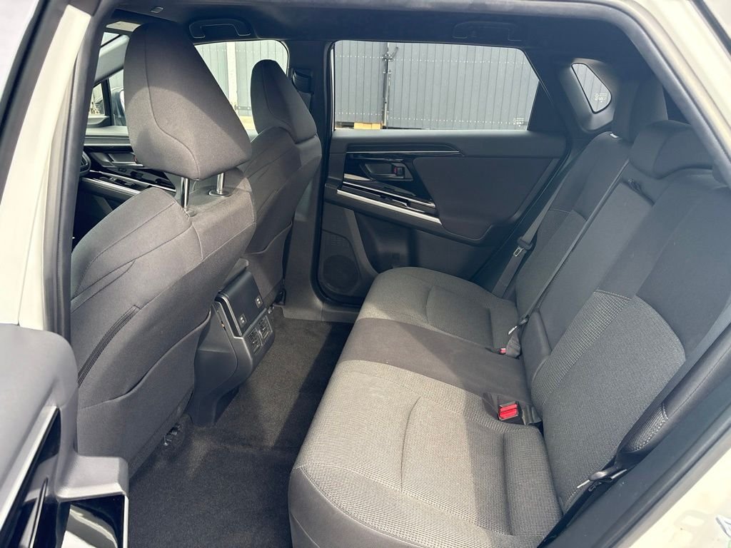 Certified Used 2023 White Subaru Premium image 9
