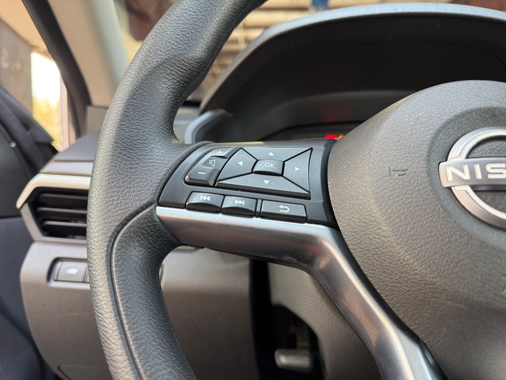 Used 2025 Gray Nissan 2.5 SV image 24