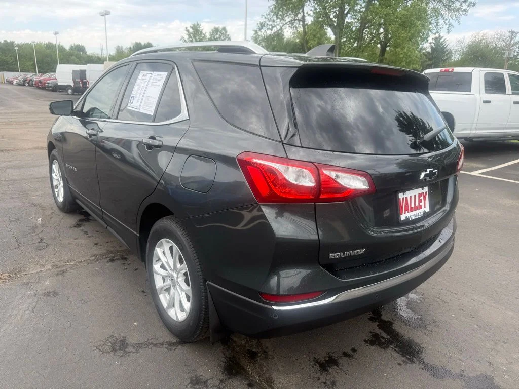Used 2018 Gray Chevrolet LT image 4