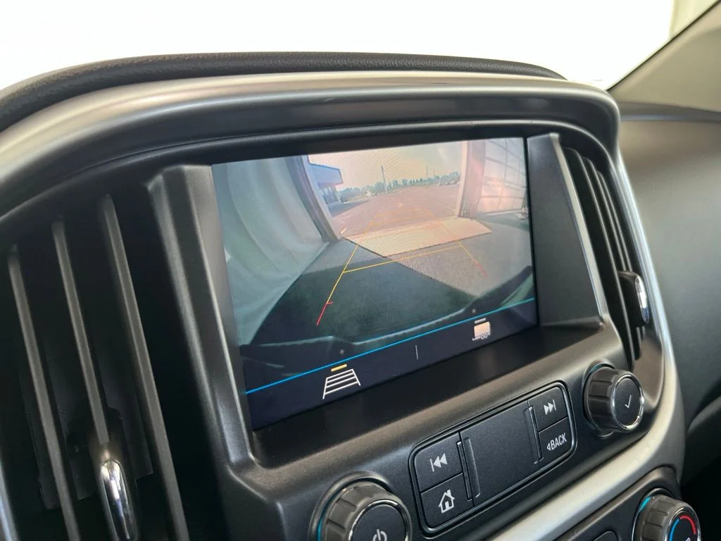 Used 2022 Gray Chevrolet LT image 12