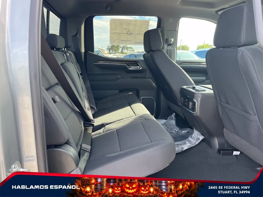 New 2026 Sterling Metallic GMC Elevation image 17