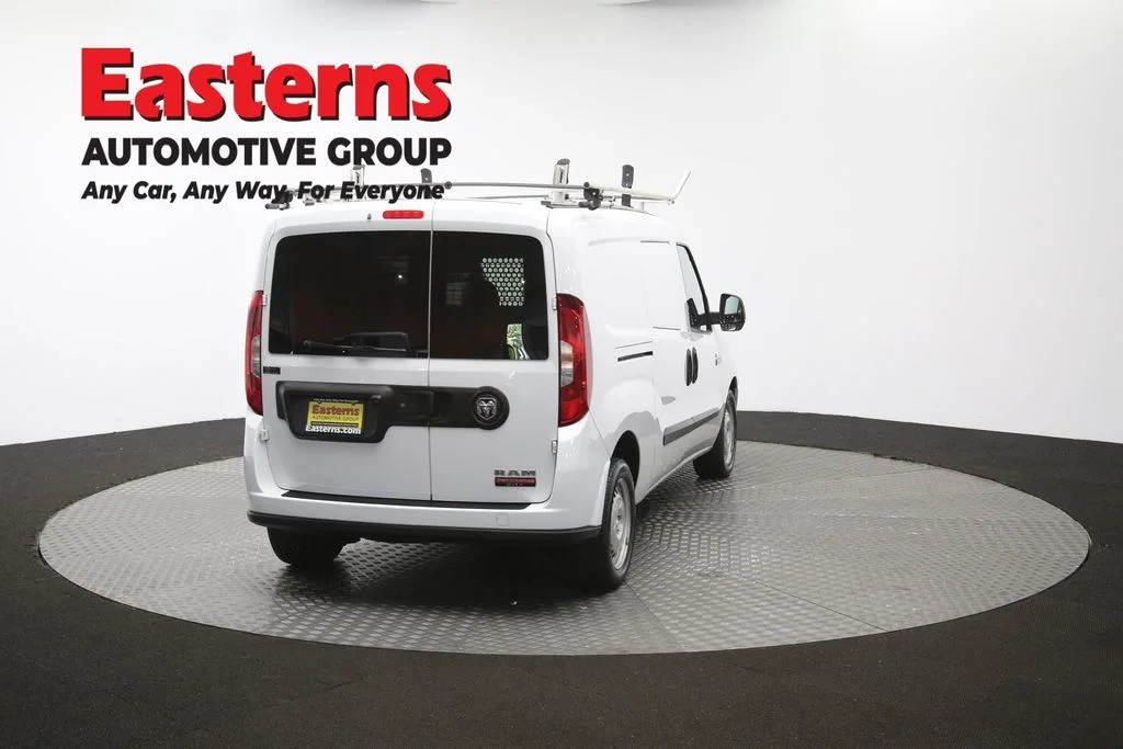 Used 2022 White Ram Base image 36