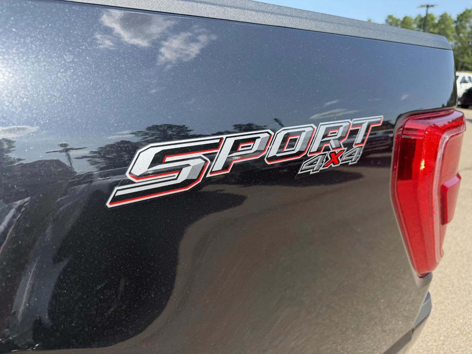 Used 2023 Agate Black Ford XLT image 25