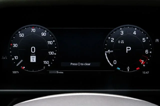 New 2026 Fuji White Land Rover S image 26