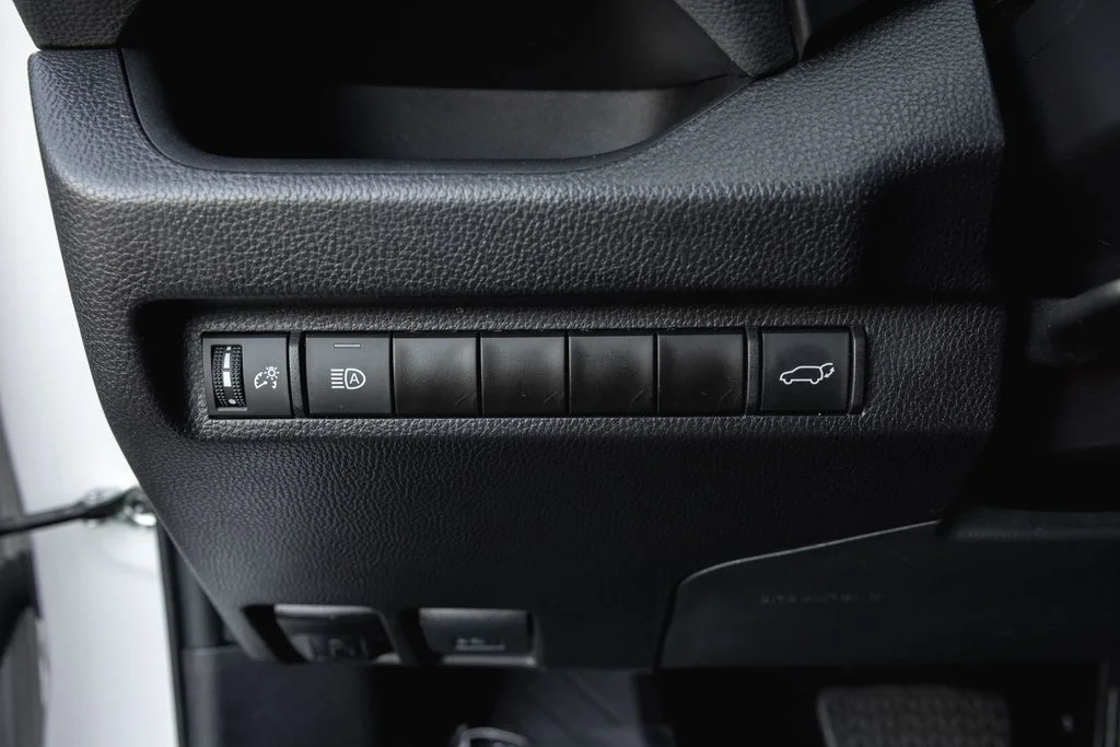Used 2024 Ice Cap Toyota XLE image 15
