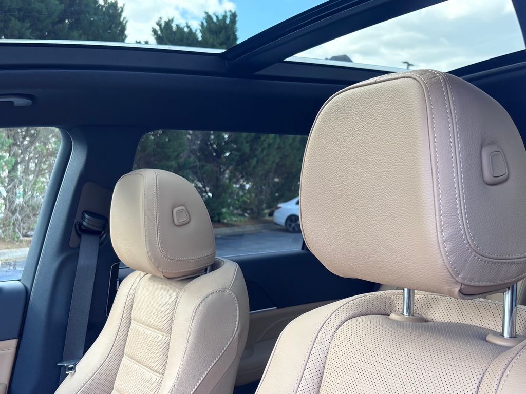 New 2026 Obsidian Black Metallic Mercedes-Benz GLS 450 image 17