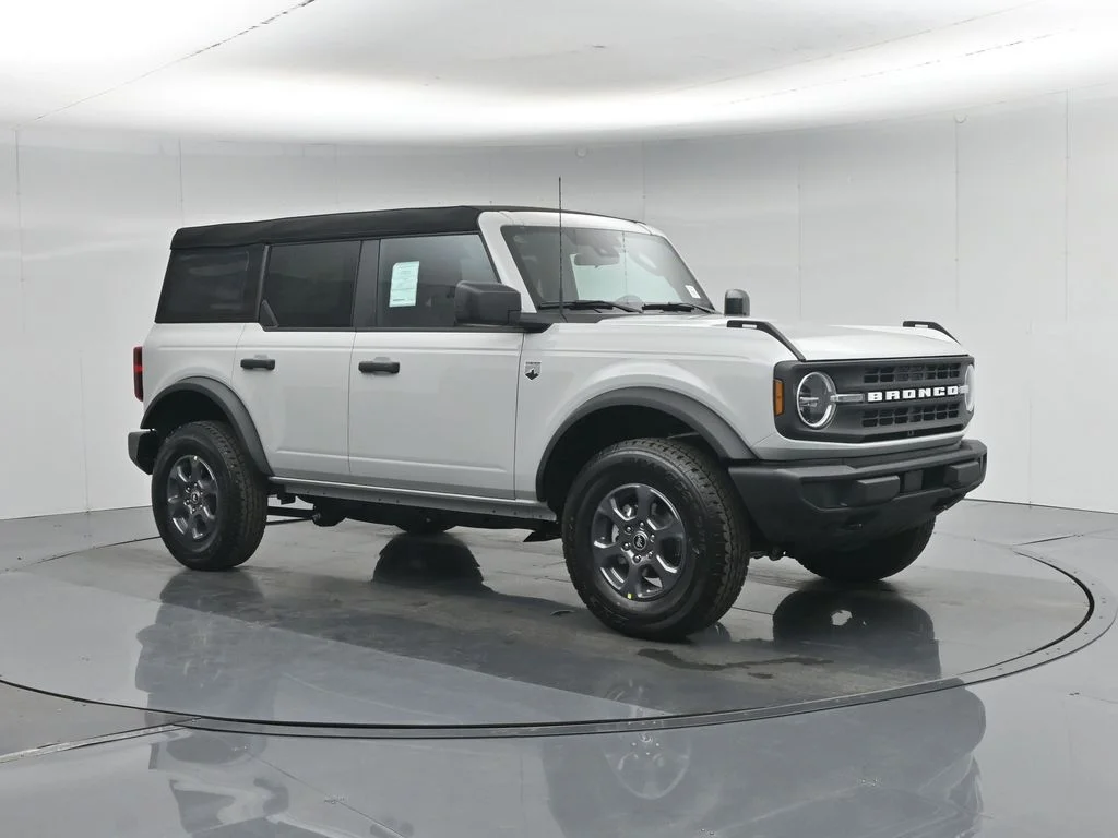 New 2026 Avalanche Gray Ford Big Bend image 23