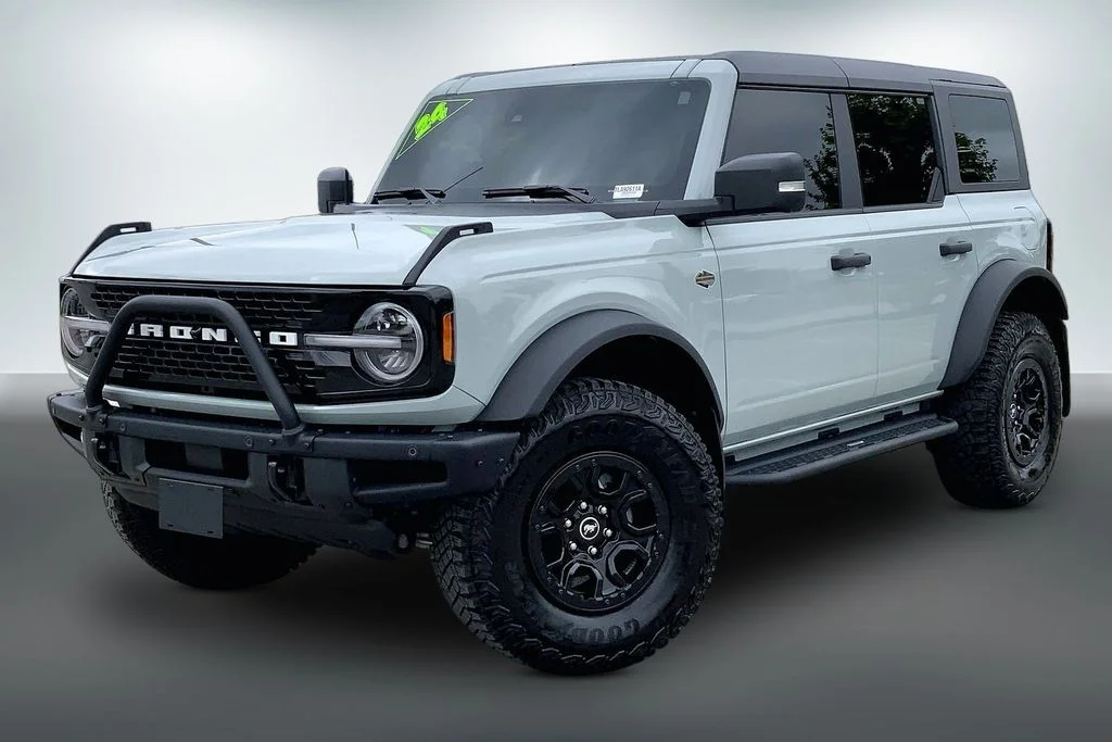 Used 2024 Ford Bronco 4-Door Wildtrak with VIN 1FMEE2BP8RLA94181 for sale in Kansas City
