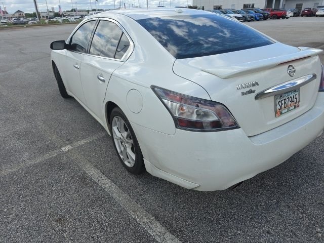 Used 2013 White Nissan 3.5 SV image 7