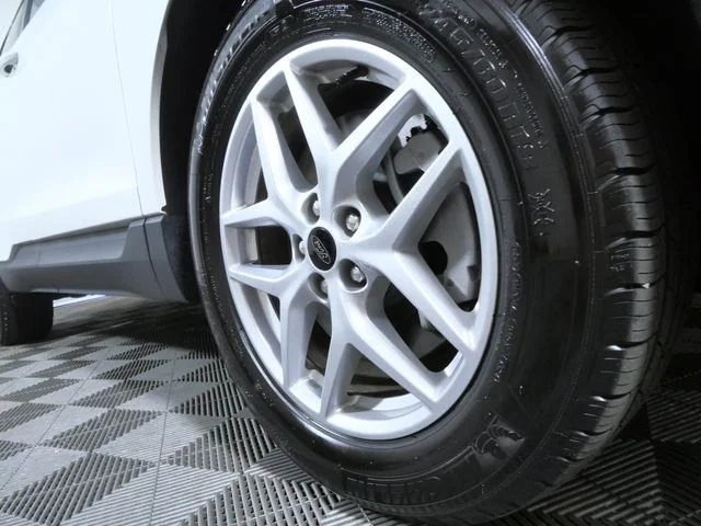 Used 2024 White Ford SEL image 2