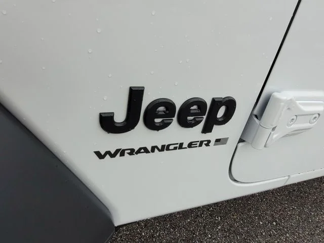 New 2026 Bright White Clear-Coat Exterior Paint Jeep Sport S image 4