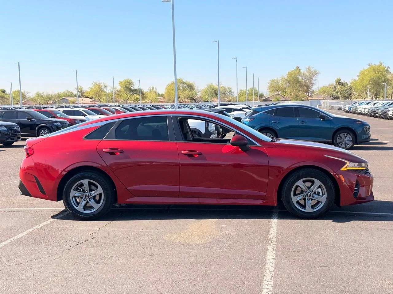 Used 2021 Passion Red Kia LXS image 6
