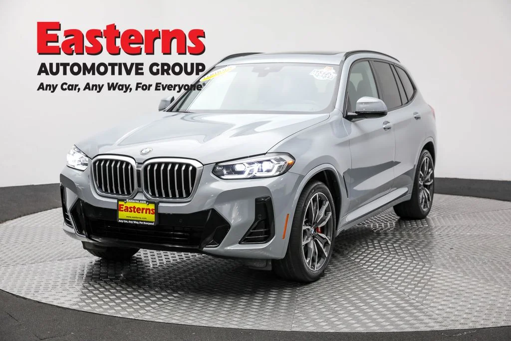 Used 2022 Gray BMW sDrive30i image 1