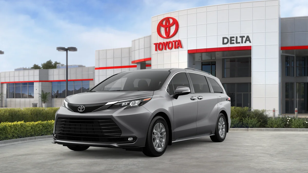New 2026 Heavy Metal Toyota XLE image 27