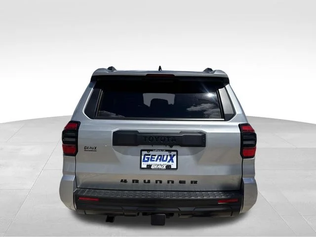 Used 2025 Silver Toyota SR5 image 11